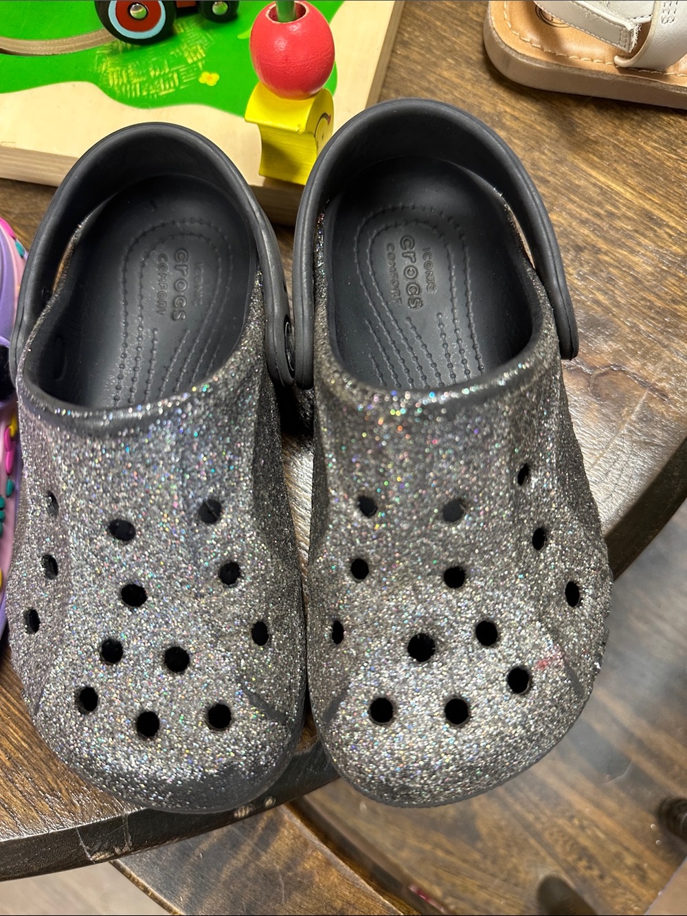 CROCS Kids Glitter Clog in Sparkling Silver